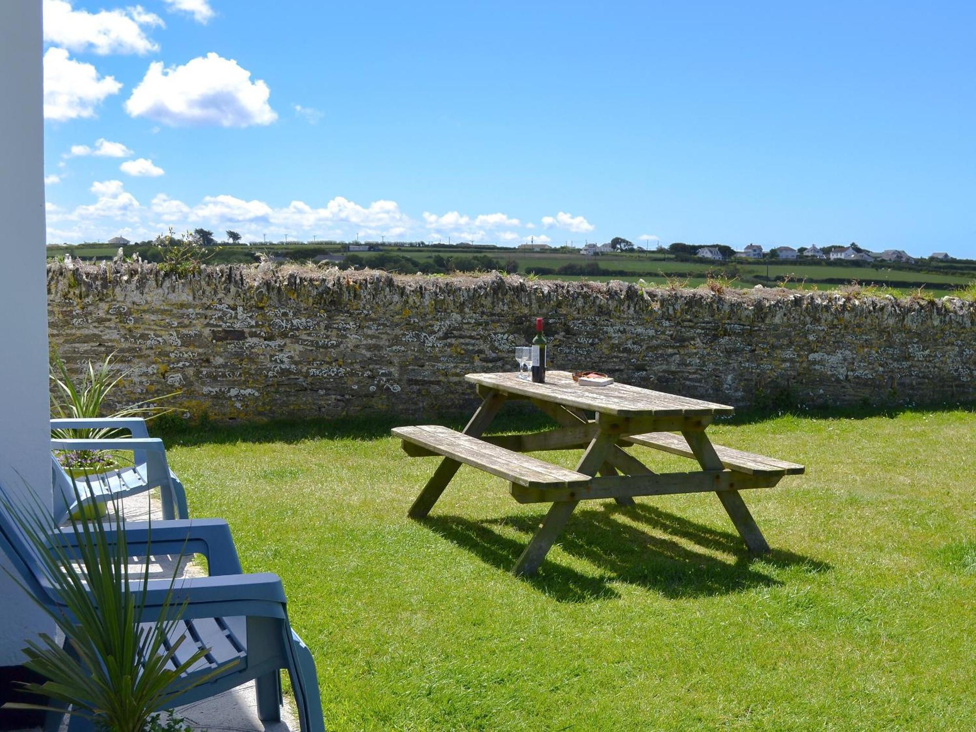 St Cadoc Cottage Saint Merryn Eksteriør bilde